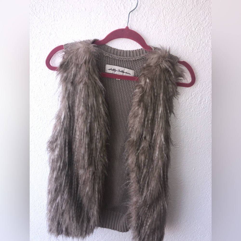 SEBBY COLLECTION TAN WOMEN'S FAUX FUR KNIT OPEN VEST JACKET SZ S